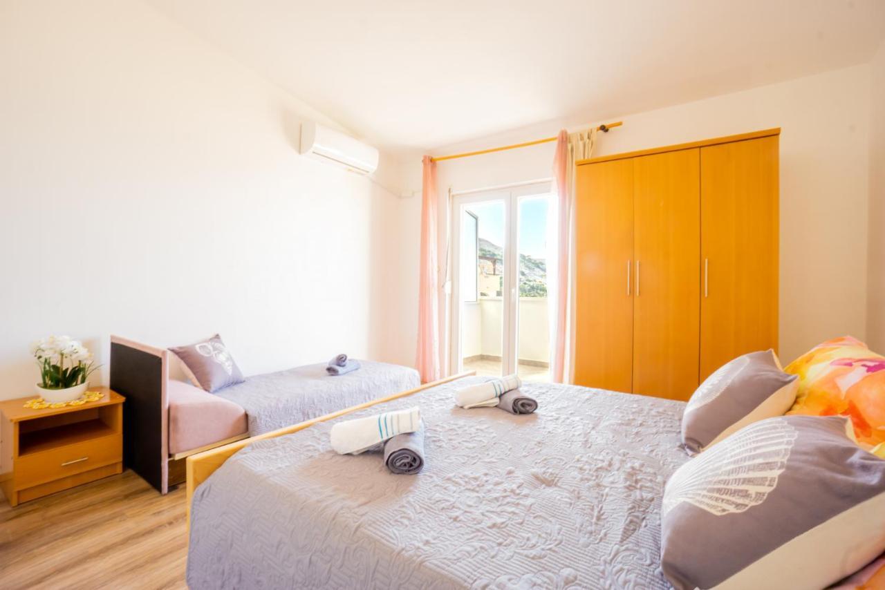 Ferienwohnung Jasko I Jelica Beautiful View Metajna Exterior foto