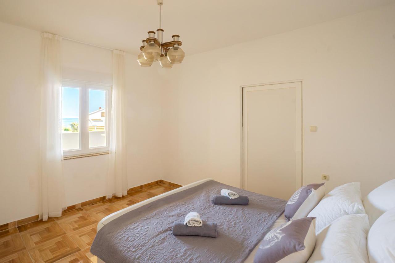 Ferienwohnung Jasko I Jelica Beautiful View Metajna Exterior foto