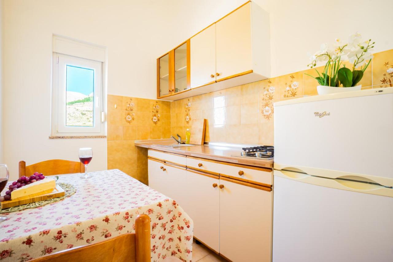 Ferienwohnung Jasko I Jelica Beautiful View Metajna Exterior foto